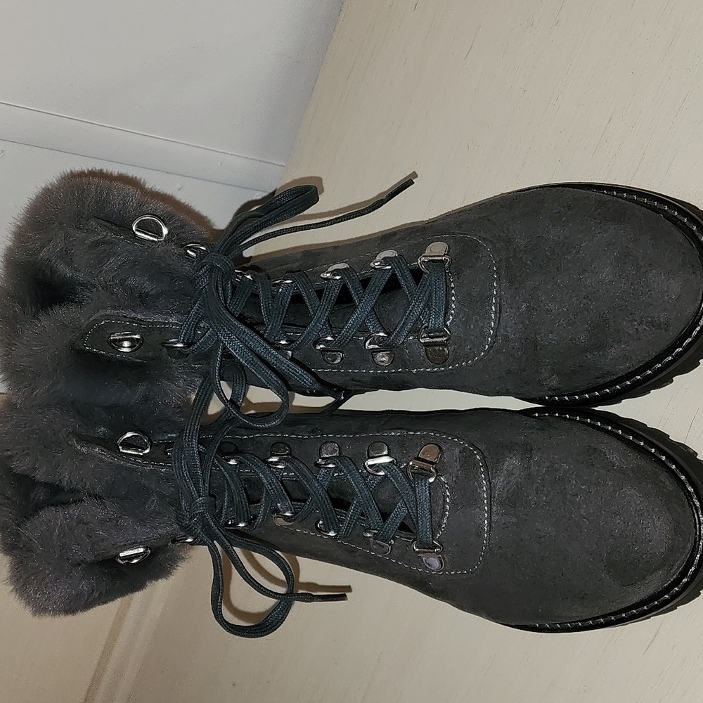 Kenneth Cole Gray Winter Boots with Fur Trim - Picture 3 of 8